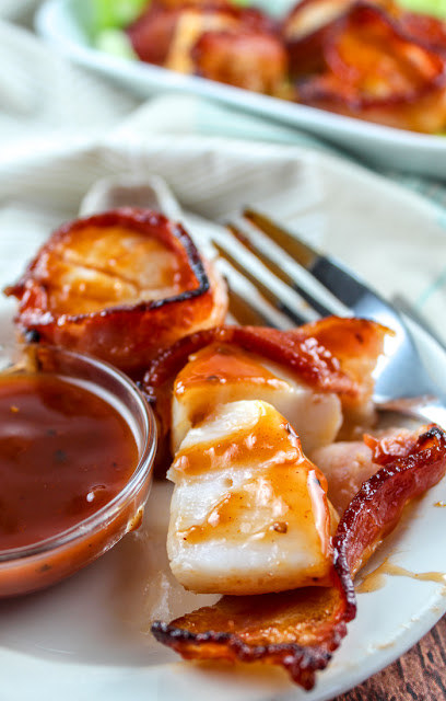 bacon-wrapped scallops